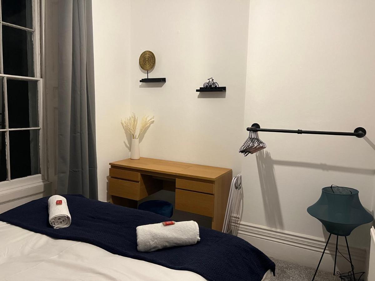 Centralised Meridian Place By Prescott Apartments ブリストル エクステリア 写真